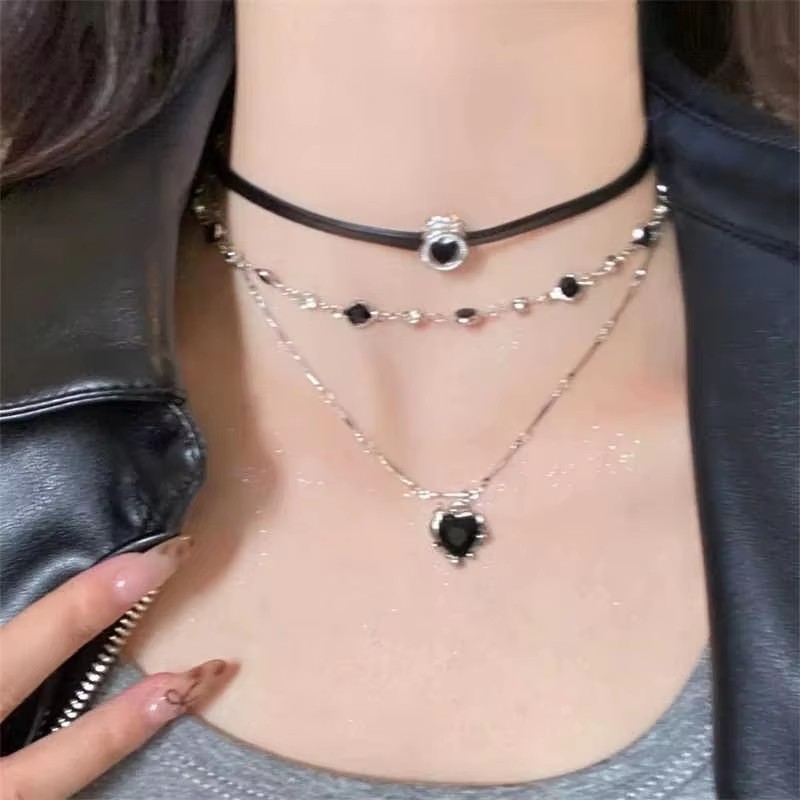 Милые ожерелья-чокеры с подвес – обзор и цена Women'S Accessories In The 90S